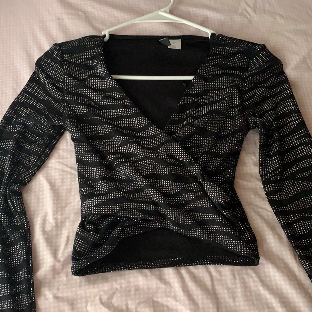 Stripped top with glitter